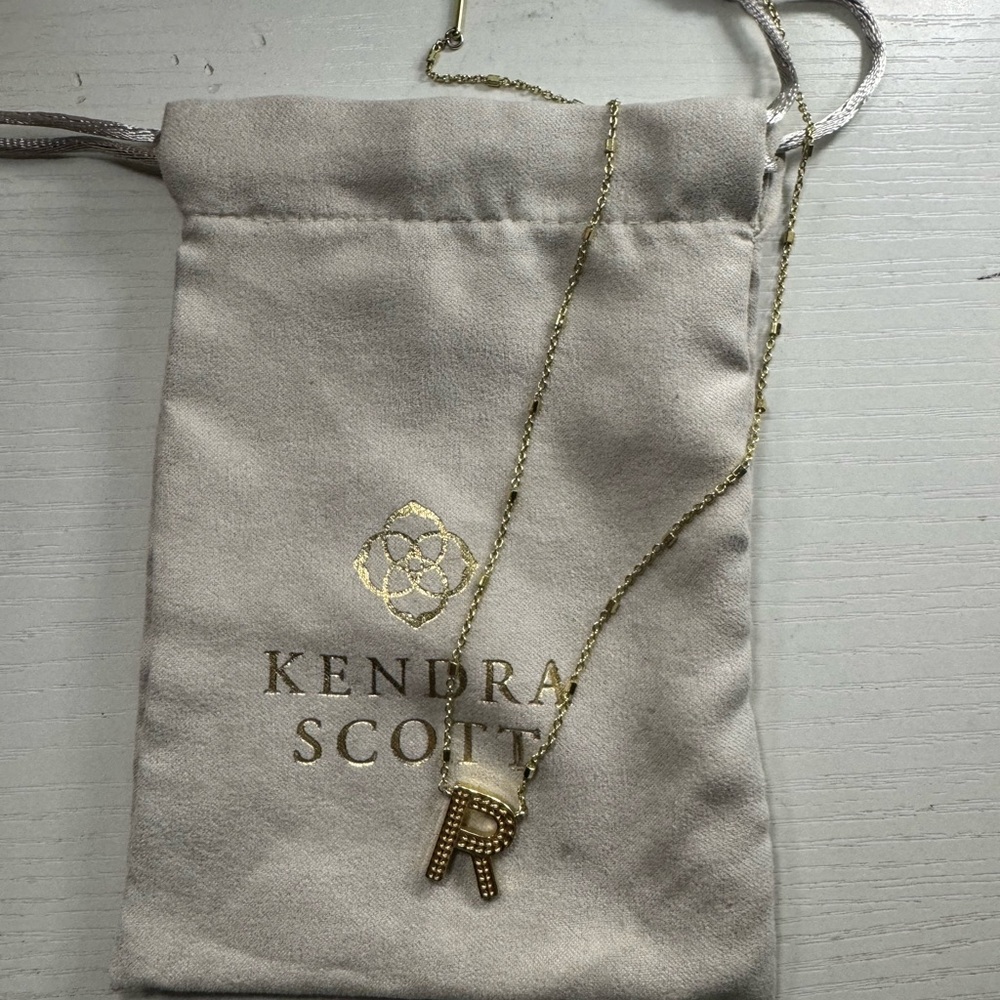 Kendra Scott Gold 'R' Pendant Necklace